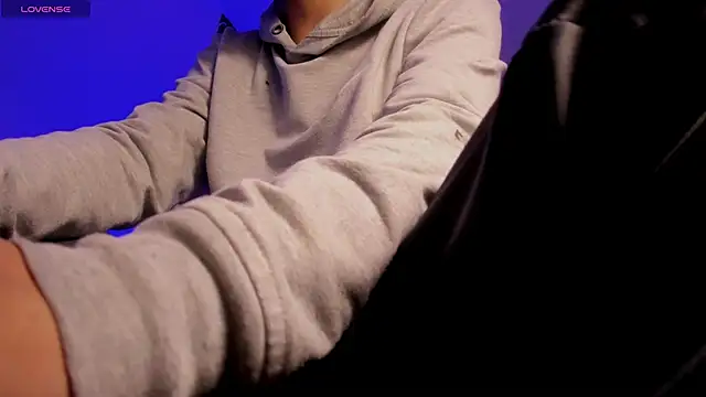 s sven03 online show from February 5, 8:37 pm