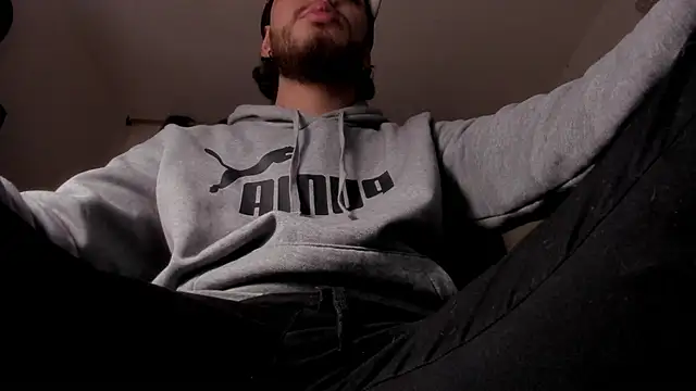 s sven03 online show from May 9, 10:18 am