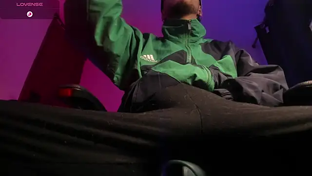 s sven03 online show from December 16, 10:58 pm