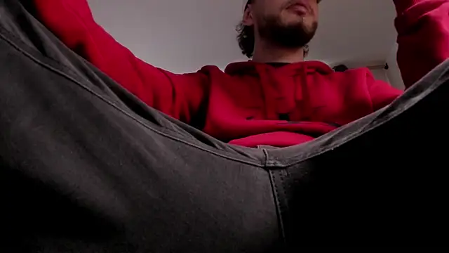 s sven03 online show from June 11, 8:28 pm