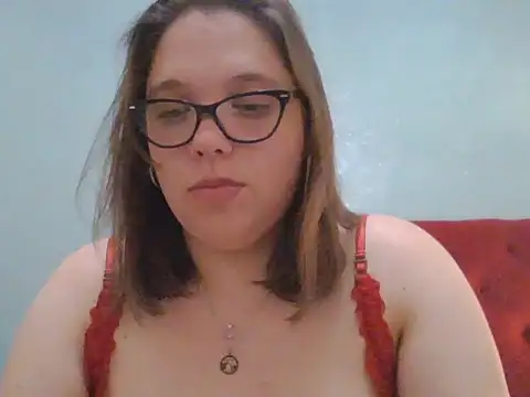 Snapshot of Loly_pussy_23 chatting on November 25, 6:03 am Loly pussy 23 online show from November 25, 6:03 am