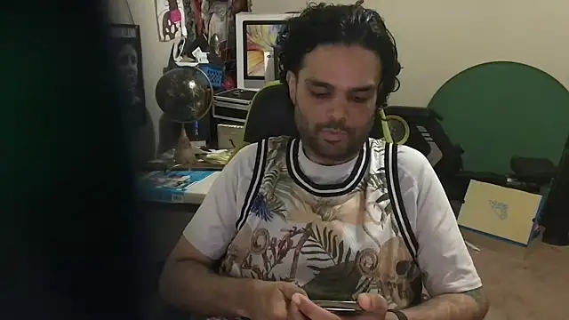 GForceSavage online show from May 6, 11:42 pm
