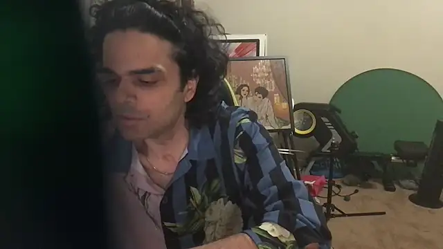 GForceSavage online show from April 18, 3:53 am