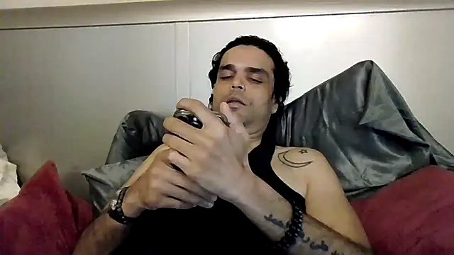 GForceSavage online show from November 8, 2:31 pm