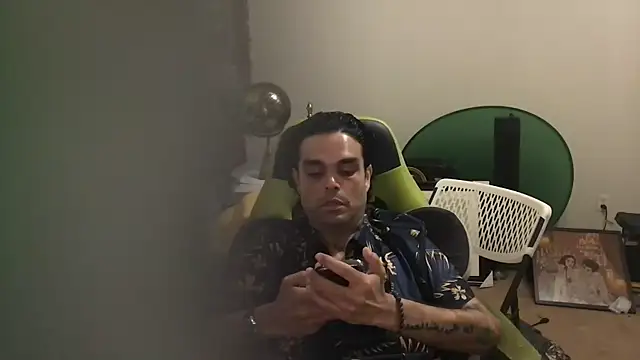 GForceSavage online show from November 18, 3:32 am