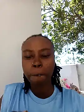 Snapshot of Rasta_tattooed chatting on October 12, 8:48 am Rasta tattooed online show from October 12, 8:48 am