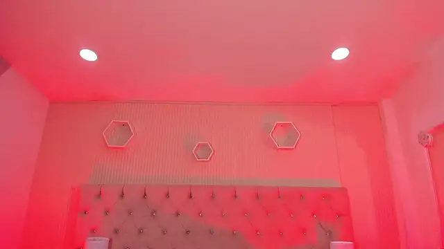 Rubi Sky online show from January 6, 2:32 pm