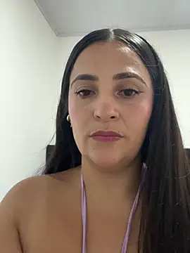 Snapshot of Taylortits chatting on February 17, 10:16 pm Taylortits online show from February 17, 10:16 pm