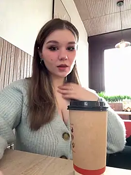 PumaShyXD online show from March 10, 10:30 am