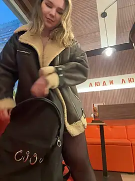 PumaShyXD online show from January 25, 2:14 pm