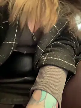 PumaShyXD online show from March 19, 10:48 am