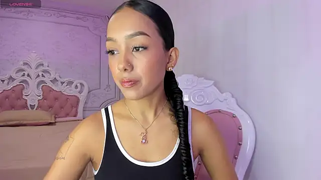 Snapshot of abby_adams20 chatting on February 15, 6:23 pm abby adams20 online show from February 15, 6:23 pm