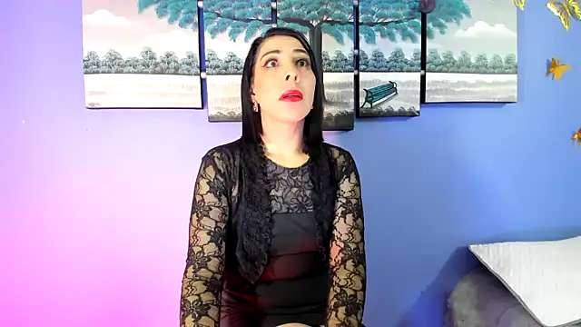 AdelleLennox cg online show from February 18, 11:00 am