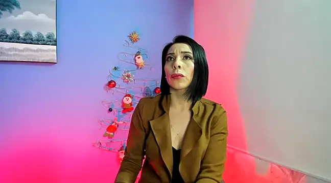 AdelleLennox cg online show from December 31, 11:20 am