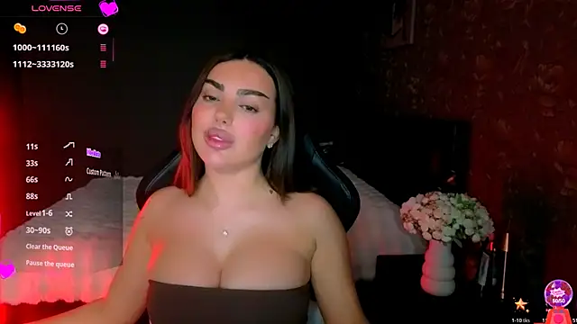 babyleilaa online show from January 10, 7:09 pm