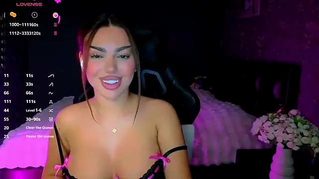 babyleilaa online show from February 28, 9:47 pm