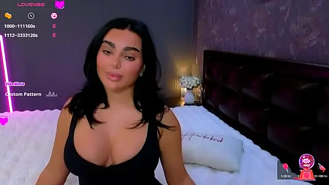 babyleilaa online show from October 9, 6:08 pm