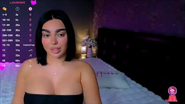 babyleilaa online show from November 6, 11:42 pm