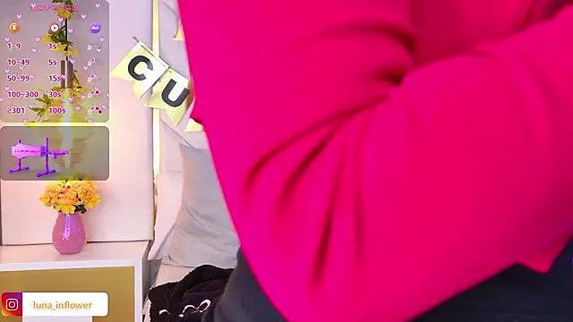 Flor delunaa online show from March 13, 1:05 pm