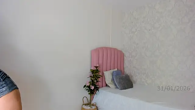 Adria ross online show from February 3, 12:10 pm