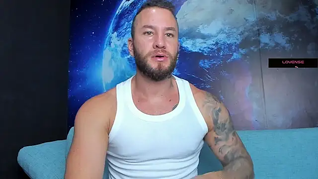 delessandro world online show from May 14, 9:45 pm