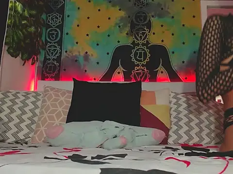 chanel 1041 online show from February 13, 9:04 pm