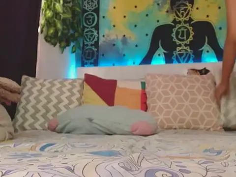 chanel 1041 online show from March 11, 8:47 pm