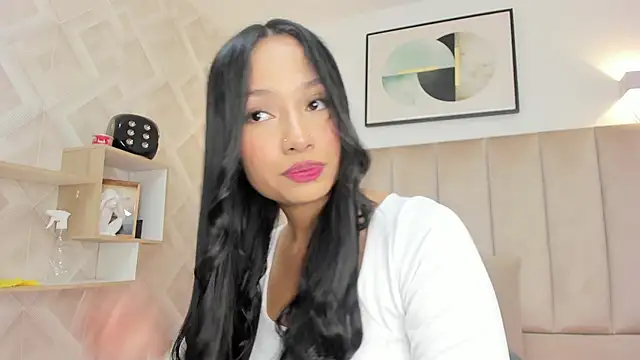 Anniie Queen online show from April 15, 2:28 am