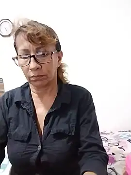 cristal collins1 online show from August 3, 10:32 am