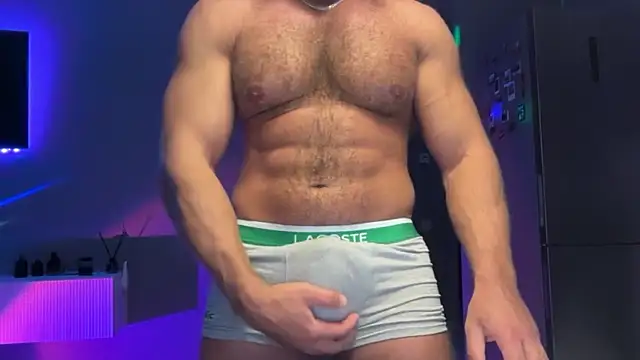 Snapshot of KarlosRichi chatting on December 3, 3:00 pm KarlosRichi online show from December 3, 3:00 pm