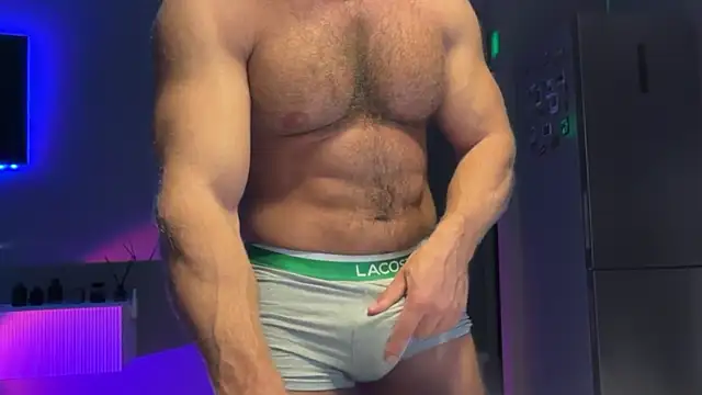 KarlosRichi online show from December 20, 6:55 pm