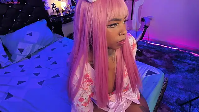 Snapshot of kary_bunny3 chatting on October 5, 6:37 am kary bunny3 online show from October 5, 6:37 am