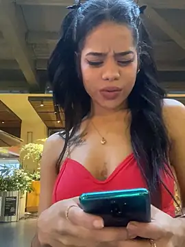 alexahoot10 online show from January 9, 9:58 pm