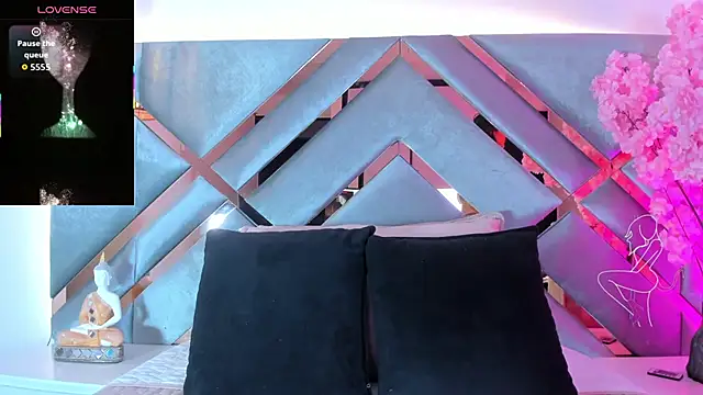 Snapshot of LiaaGenner chatting on November 15, 2:59 am LiaaGenner online show from November 15, 2:59 am