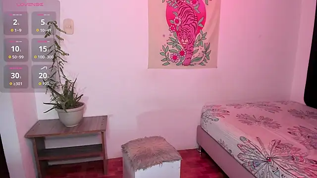 Snapshot of JaneRuss_ chatting on September 25, 5:57 am JaneRuss online show from September 25, 5:57 am