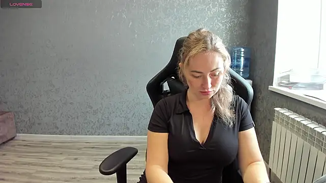 goddeesssssss online show from March 6, 7:14 am