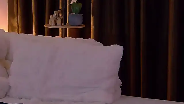 TinaHarley online show from March 15, 4:58 pm