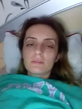 Snapshot of SophyGirl chatting on February 11, 10:07 pm SophyGirl online show from February 11, 10:07 pm