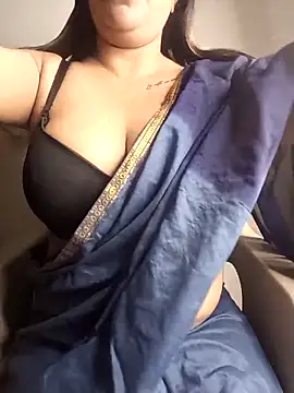 Snapshot of Jessicca_Cum chatting on November 11, 6:47 pm Jessicca Cum online show from November 11, 6:47 pm