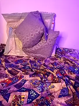 Snapshot of Jessicca_Cum chatting on February 9, 9:39 pm Jessicca Cum online show from February 9, 9:39 pm