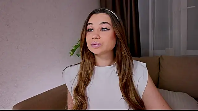 divetagrace online show from March 16, 4:12 pm