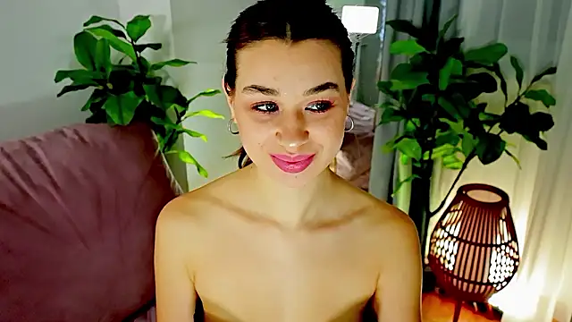 divetagrace online show from March 10, 3:54 am