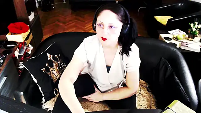 Snapshot of Imperatriza chatting on May 13, 12:39 am Imperatriza online show from May 13, 12:39 am