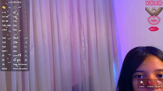 Snapshot of angelie_3 chatting on October 6, 10:10 pm angelie 3 online show from October 6, 10:10 pm
