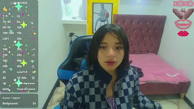 Snapshot of angelie_3 chatting on October 19, 6:16 am angelie 3 online show from October 19, 6:16 am