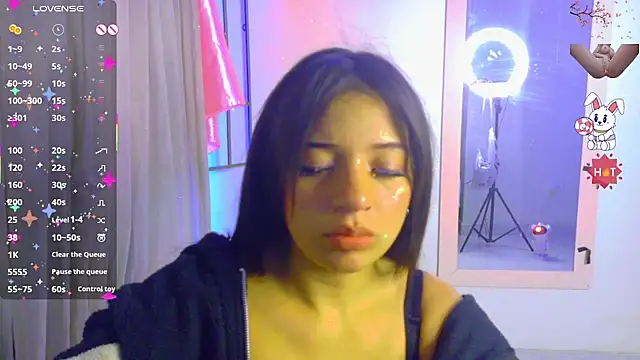 Snapshot of angelie_3 chatting on September 15, 2:12 am angelie 3 online show from September 15, 2:12 am