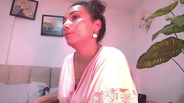 Snapshot of amber_demons2021 chatting on October 12, 10:55 pm amber demons2021 online show from October 12, 10:55 pm