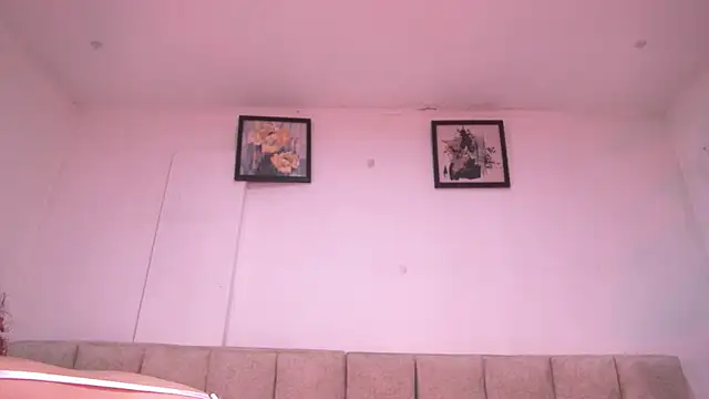 Snapshot of amber_demons2021 chatting on November 6, 10:03 pm amber demons2021 online show from November 6, 10:03 pm