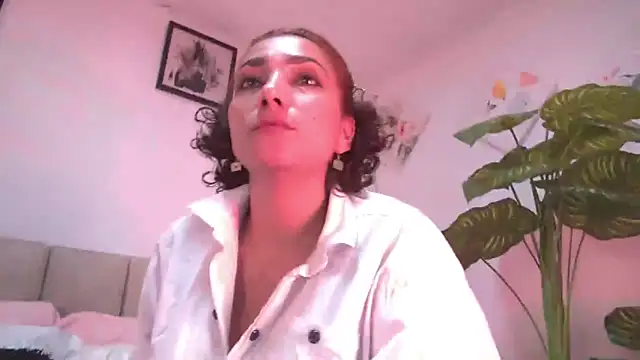 Snapshot of amber_demons2021 chatting on October 22, 10:30 pm amber demons2021 online show from October 22, 10:30 pm