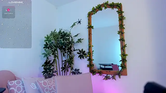 FaloonRoussel online show from November 7, 12:48 am